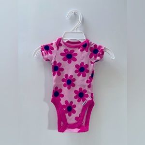 Set of 3 Newborn Onesies Gerber Carter’s Faded Glory